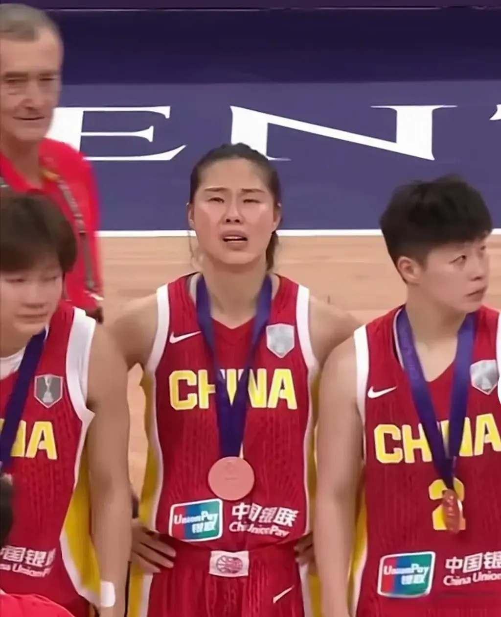 AA, 中国女篮只, 比赛