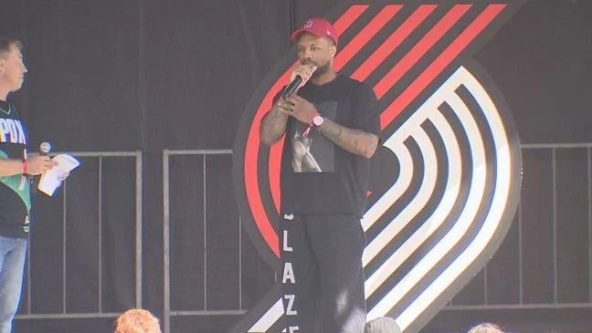 的情感纽带, 的特别庆典