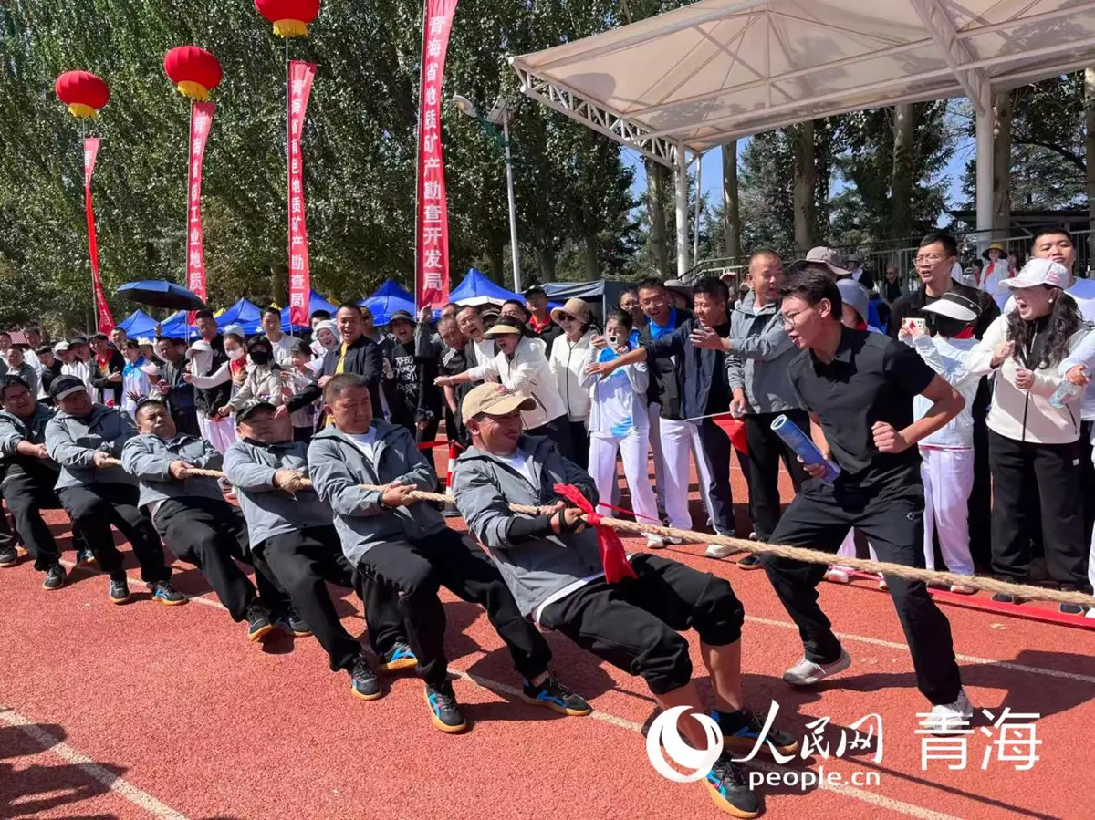 整个赛场呐, 手紧握粗绳, tenan 整个赛场呐, 手紧握粗绳, tenan