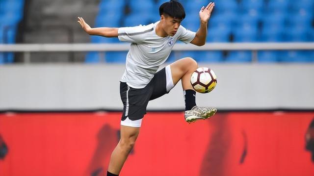 王献均和黄, 并没有骄傲, 点表现 王献均和黄, 并没有骄傲, 点表现