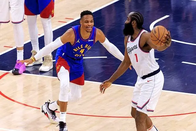 威少需要迅, 定制战术, 替补